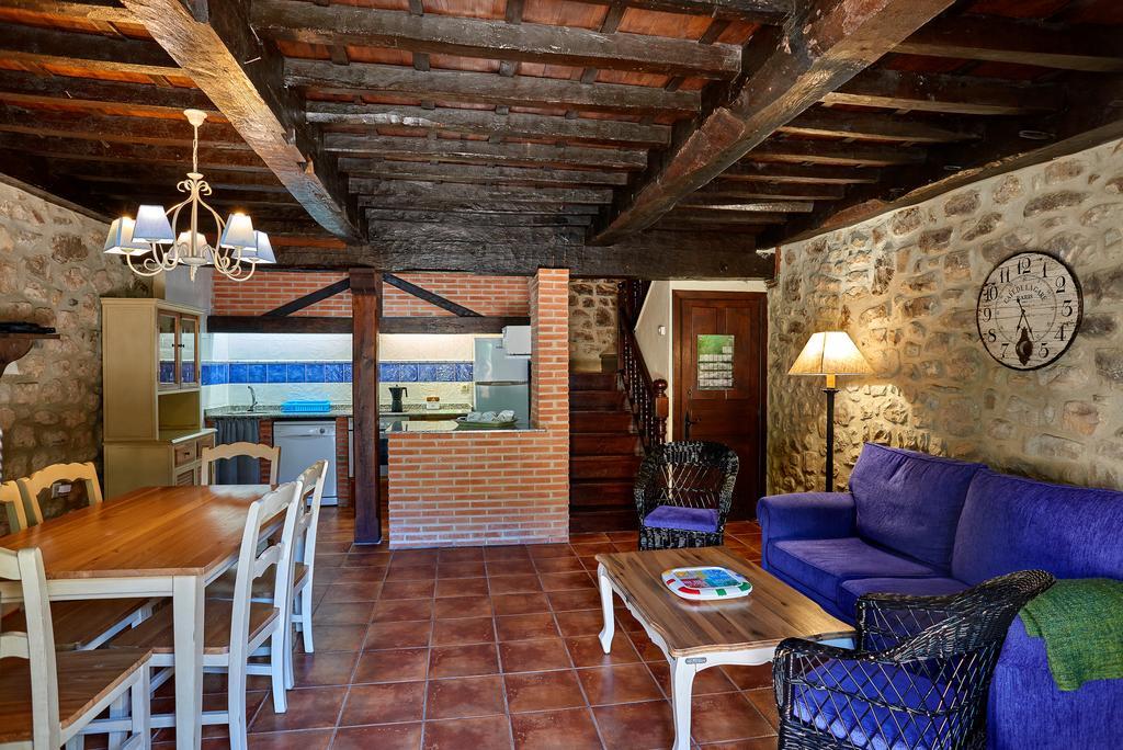 Casas Rurales La Tahona De Besnes Affittacamere Alles Esterno foto