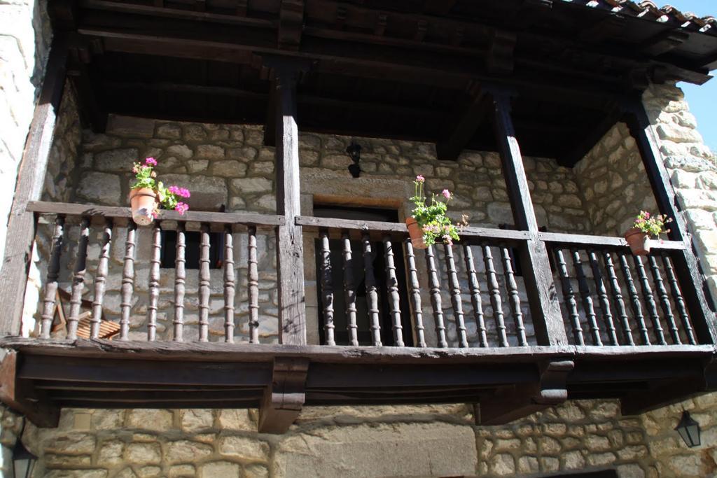 Casas Rurales La Tahona De Besnes Affittacamere Alles Esterno foto